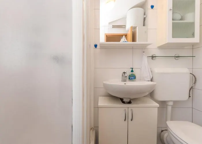 Апартаменты Matija Биоград-на-Мору